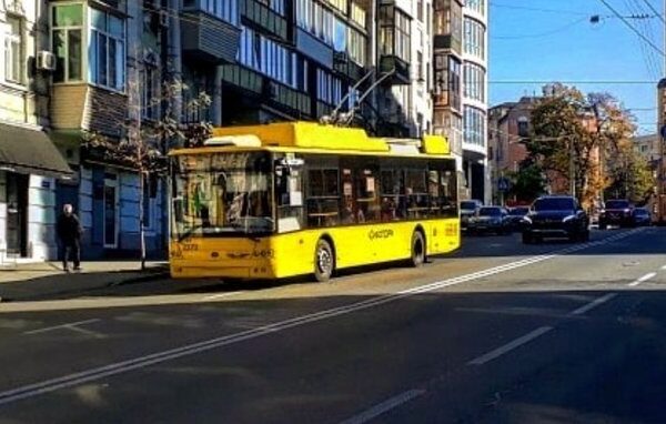 24 серпня маршрути кількох тролейбусів будуть змінені. Розклад