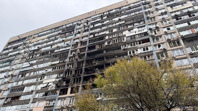 Цього року зростання кількості пошкоджених будівель на 60% порівняно з минулим роком: як відбувається відновлення Печерського району після обстрілів Російської Федерації 2