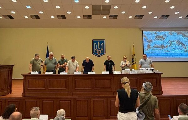 На Теремках після протестів узгоджено пошук альтернативного шляху проходження тепломережі: підсумки наради