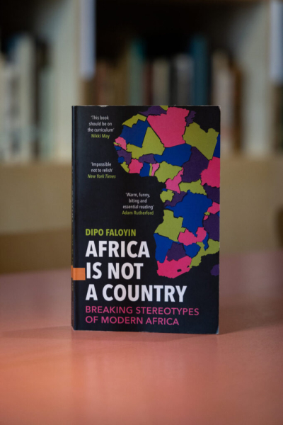 Читальня Ханенків: як діє та які скарби зберігає 25 Africa is not a country