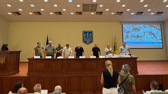 На Теремках після мітингів вирішили шукати запасний шлях для мережі опалення: підсумки наради 3