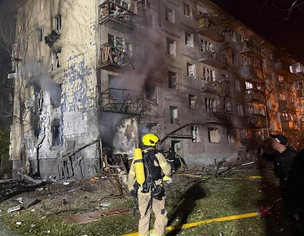 Напад на столицю України забрав дев’ять життів: рятувальники продемонстрували наслідки бомбардування (відео)