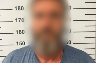 У Києві злочинці викрали з помешкання жінки похилого віку близько 750 тисяч гривень. 11