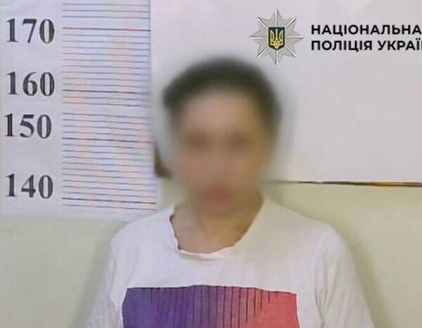У Деснянському районі жінка з ревнощів намагалася підпалити житло сусіди.
