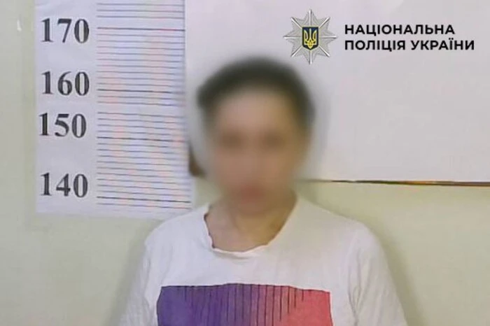 У Деснянському районі жінка через ревнощі намагалася спалити квартиру сусідки