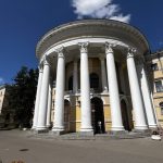 Головна 31 Київський суд відновив державну власність на будівлю Жовтневого палацу.