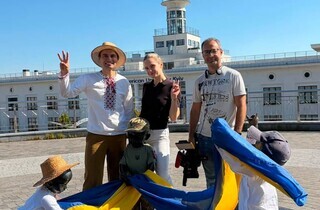 Новий вигляд пам'ятника "Кий, Щек, Хорив та сестра їхня Либідь" на Поштовій площі до Дня Незалежності 13