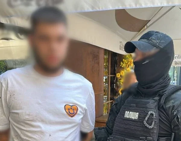 Скасування реєстрації та отримання відстрочки за 6 тисяч доларів: 23-річний киянин став фігурантом справи