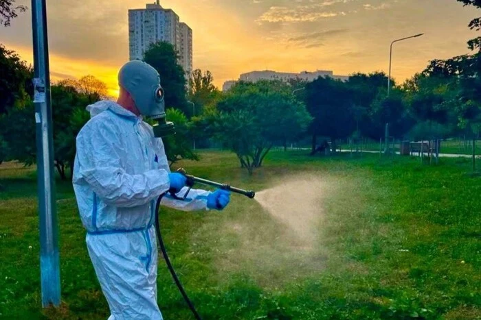 Повторна обробка від кліщів у парках Солом’янського району: де та коли проходитиме