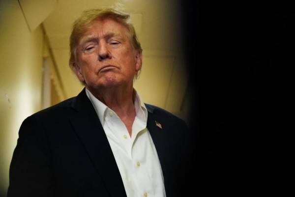 Трамп: Син повернув Путіну гроші за весілля