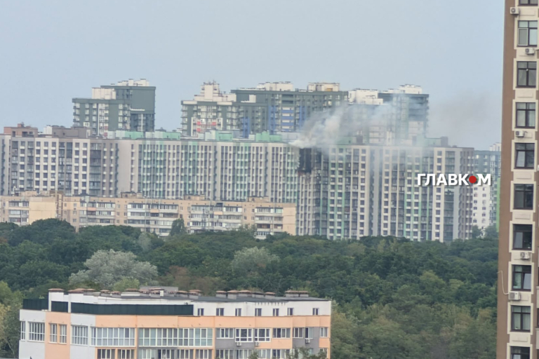 Пожежа в київській багатоповерхівці: наслідки атаки на Подолі 6