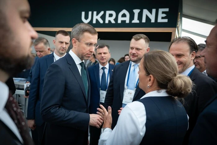 Українські компанії презентували на Карпатському форумі інвестиційні проєкти з енергетики, логістики та агросектору 3 Енергетика, логістика й агросектор. Українські компанії представили інвестиційні проєкти на Карпатському форумі