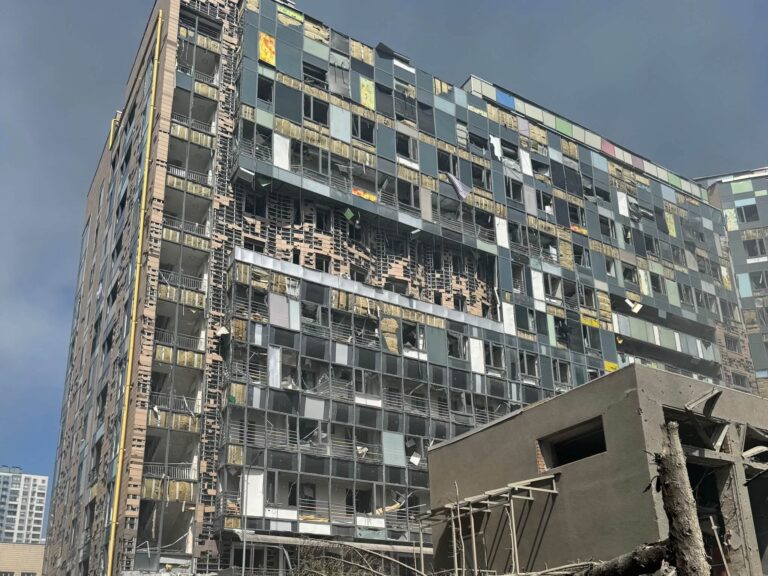 «Охматдит» відновив корпус після російського удару: ціна відбудови 5 «Охматдит» відновив корпус після російського удару: ціна відбудови 2