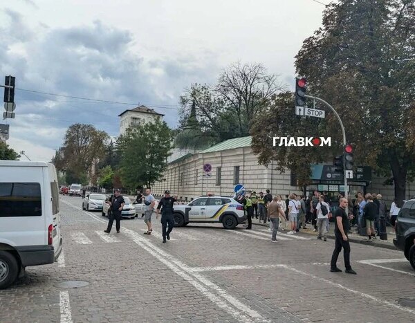 Російський дрон атакував серце Києва