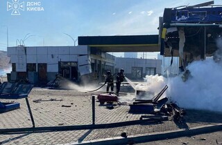 Двоє загиблих: наслідки атаки на столичну АЗС 16