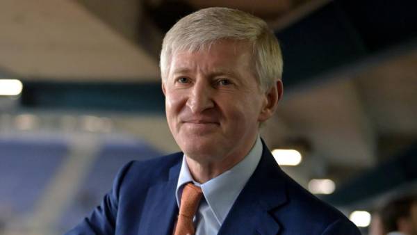 Шахтар” вшанував 60-річного ювіляра Ріната Ахметова