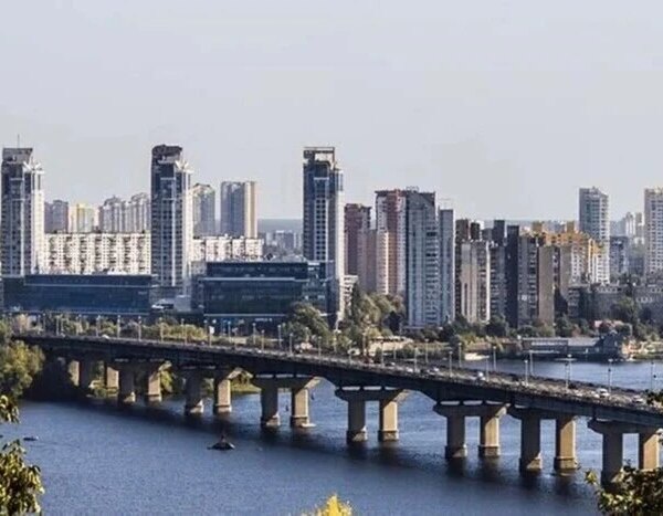 Рух мостом Патона обмежать до 14 вересня: схема
