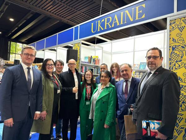 Празький книжковий ярмарок: Чехія готується до Франкфурта під гасла "У відставку" 6