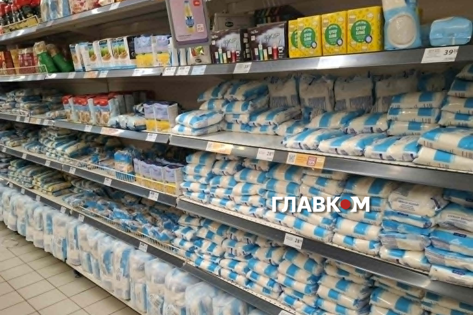 Де закінчуються полиці супермаркетів: порожнеча на тлі війни 34 В АТБ достатньо продуктів на полицях