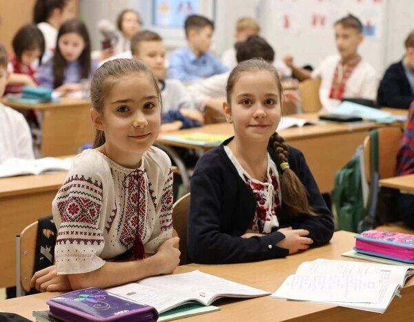 ТОП-10 шкіл Києва: визначено найкращі за результатами НМТ