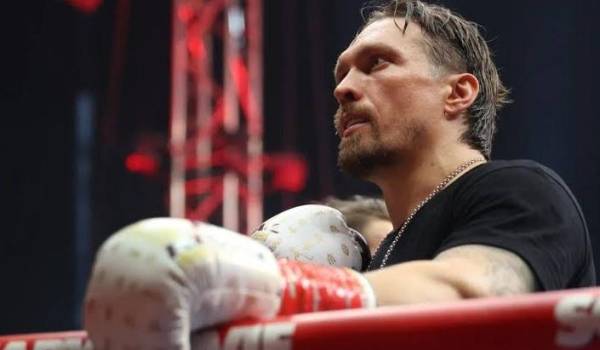Усик — №1 у рейтингу WBO у надважкій вазі