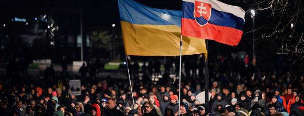 Словаччина: Фіцо б'є по культурі, Україна спостерігає 2 Словаччина: Фіцо б'є по культурі, Україна спостерігає 2