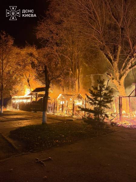 Кияни оговтуються від нічної атаки: двоє загиблих, 22 поранених, серед них четверо дітей 17