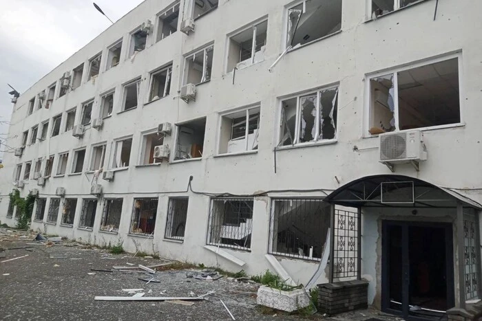 Головна 27 Нічна атака на Київ: обстріляно офіс ДТЕК